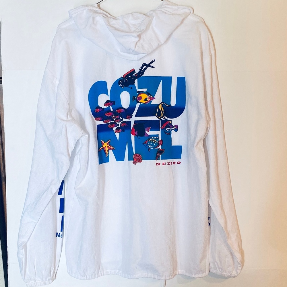 Beach Jacket - Picture 4 of 6